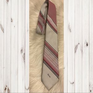 LILLY DACHE TIE